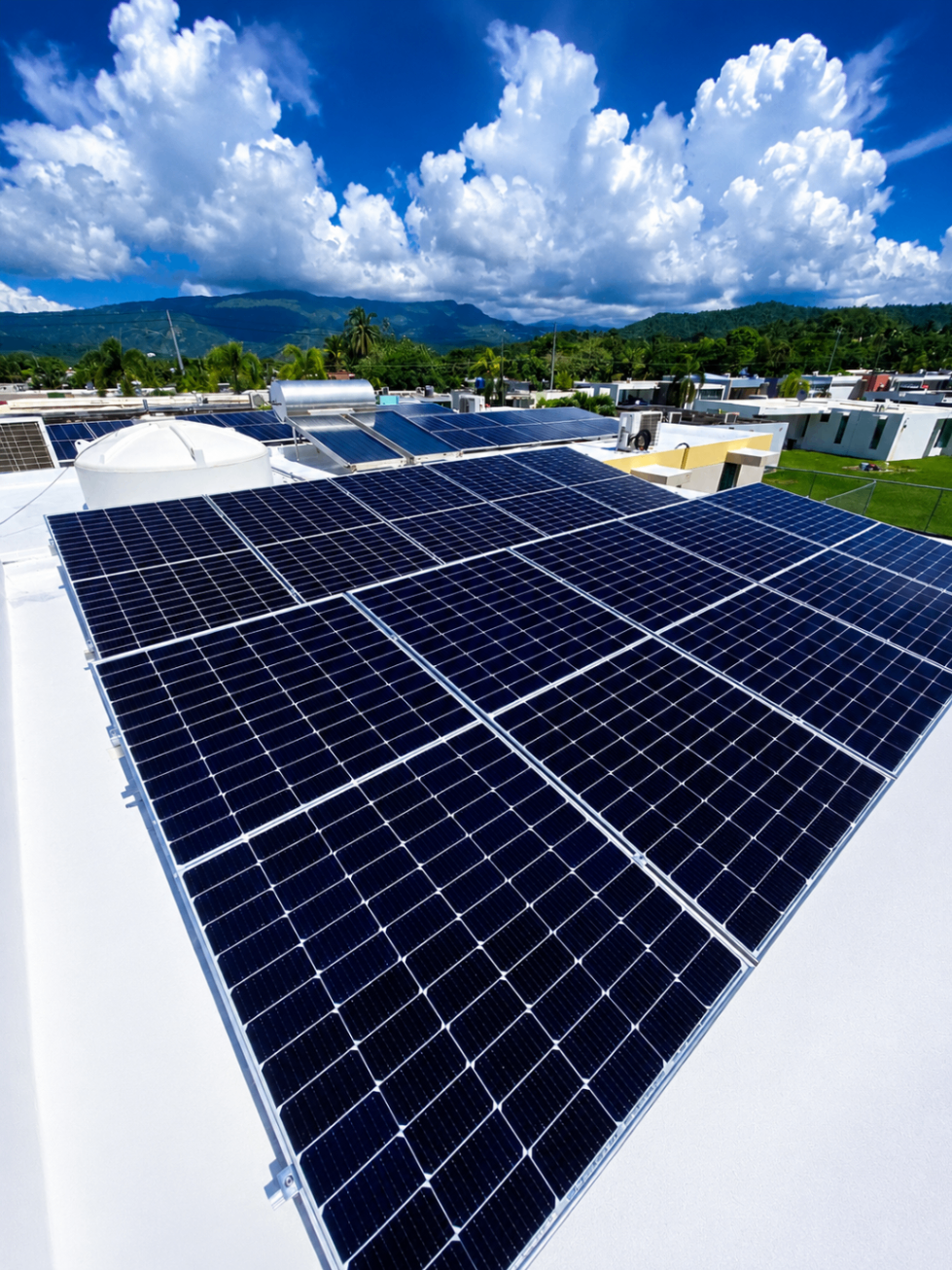 Proyecto destacado JUAPI Energy — sistema solar residencial en Puerto Rico